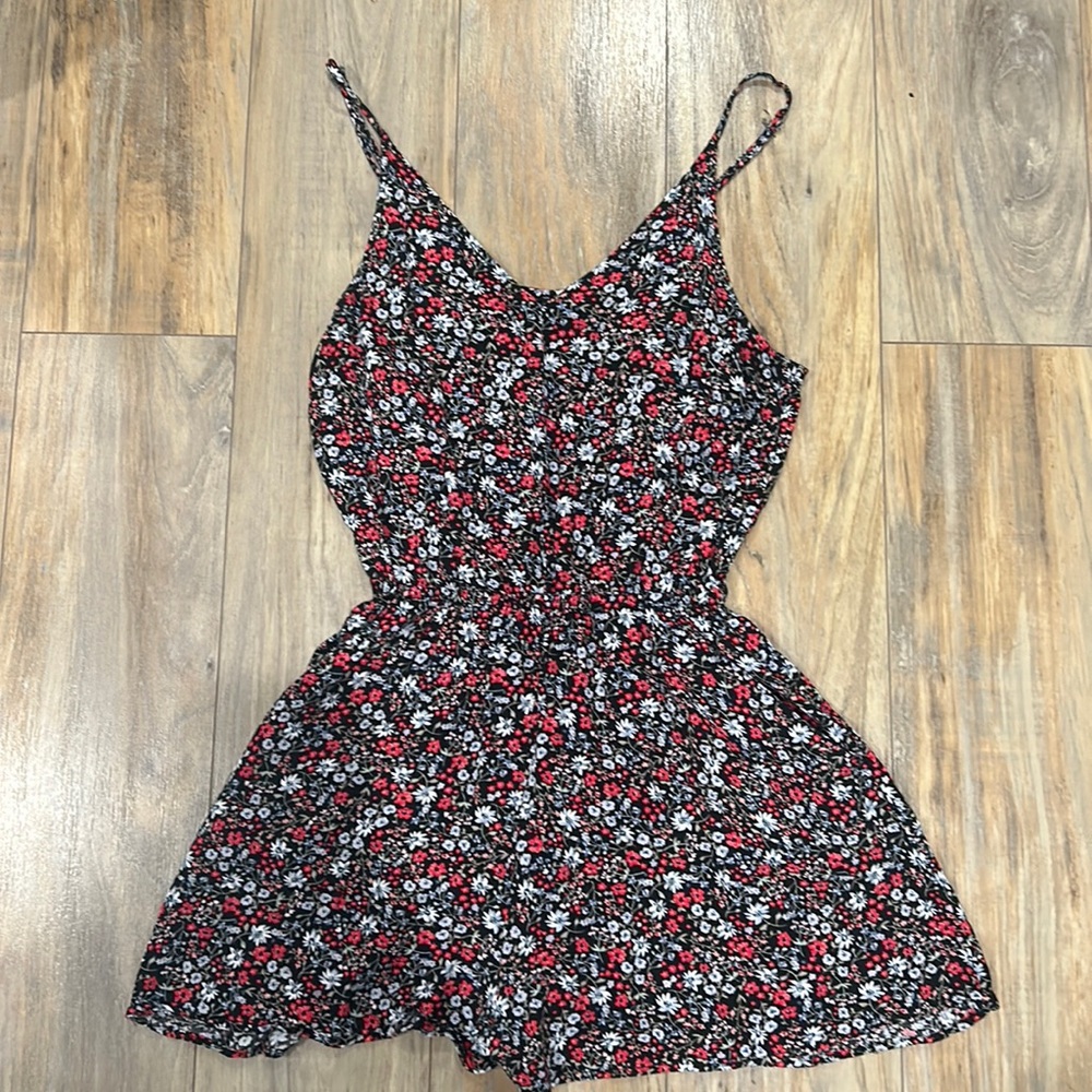 h&m navy floral romper size 4 (barely worn)